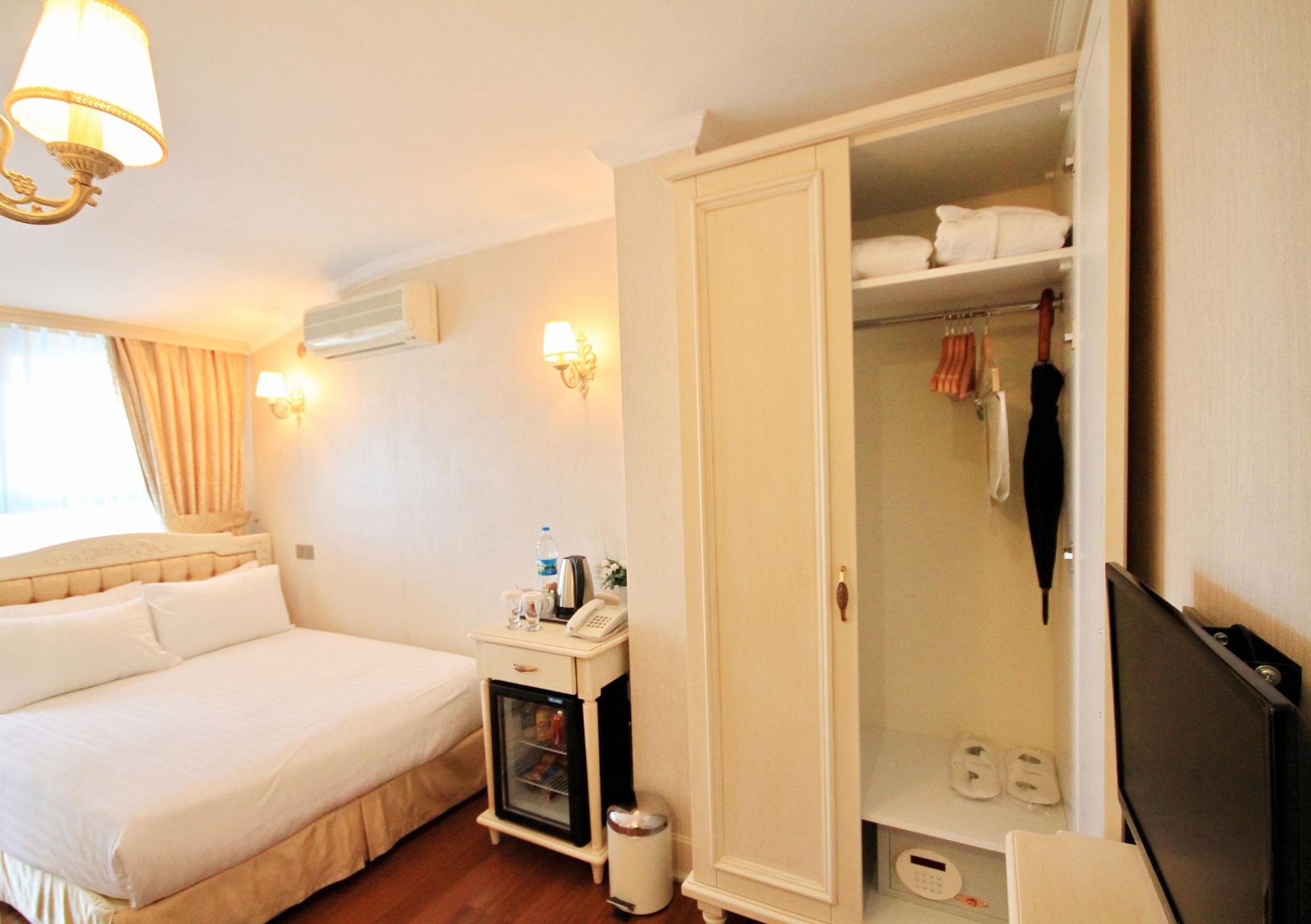 Historia-special Category Hotel Istanboel